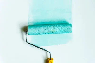 Peinture intérieure à la Chevrolière — murs, plafonds et boiseries
